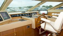 Motor yacht AUSPRO -  Wheelhouse